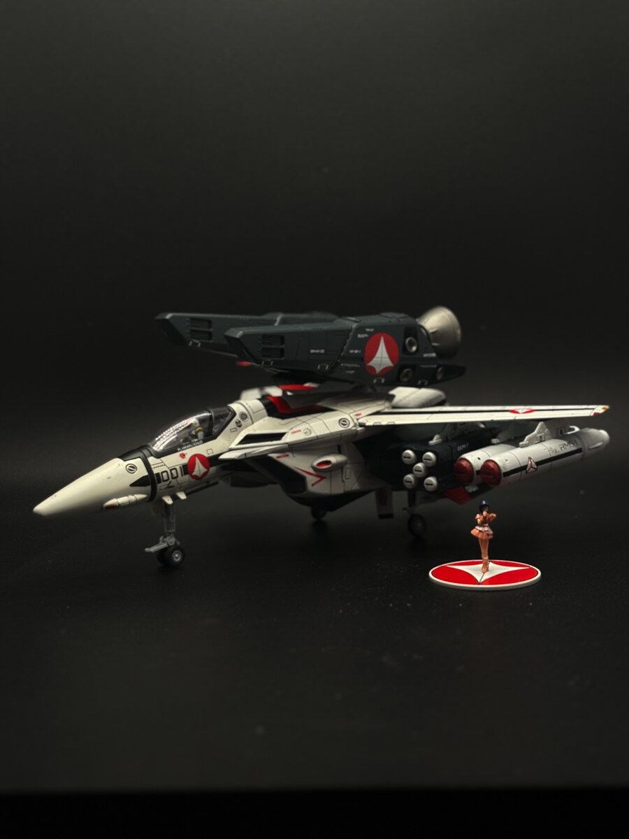 vf-1a/s 발키리 마크로스 1/72 반다이 개조 및 도색_13.jpg