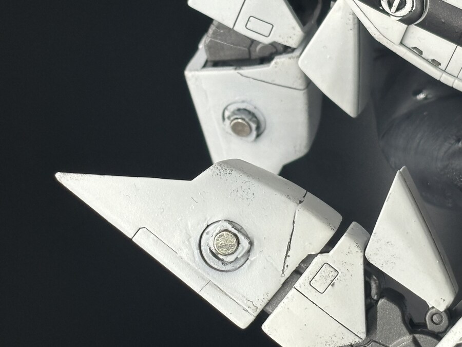 vf-1a/s 발키리 마크로스 1/72 반다이 개조 및 도색_35.jpg