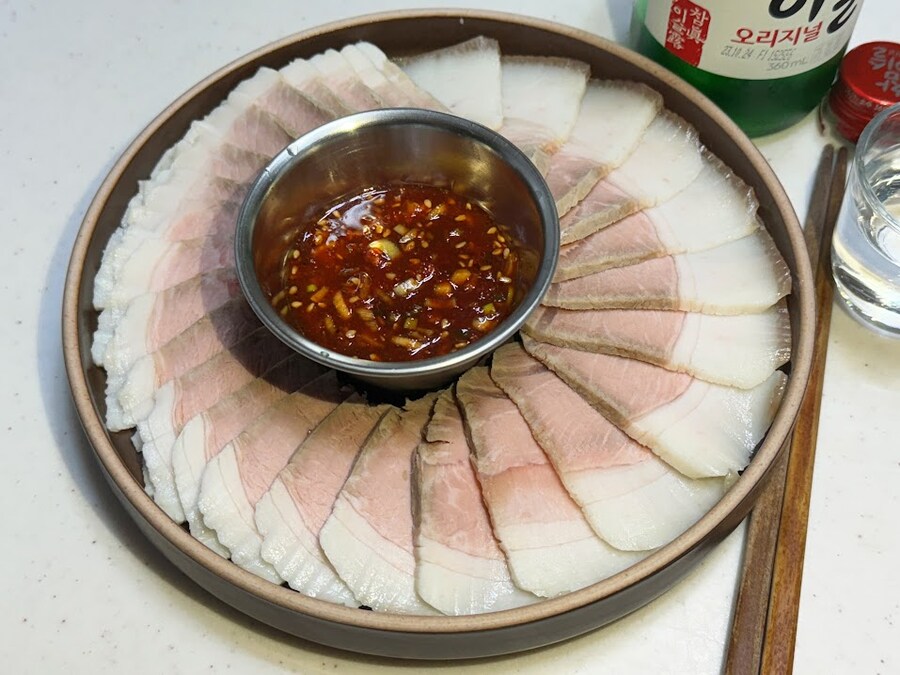 참 쉽고 맛있는 냉제육_1.jpg