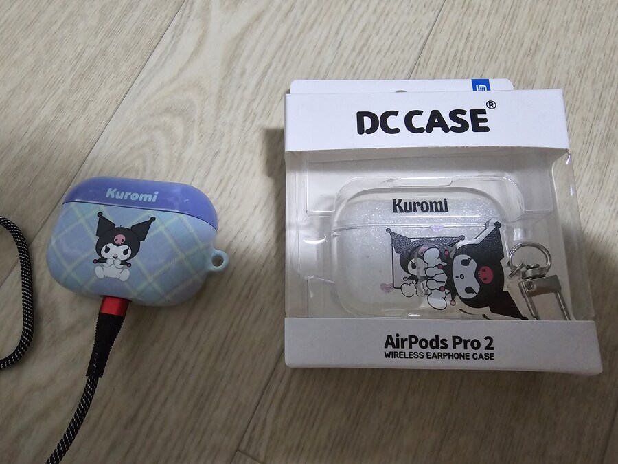 에어팟)케이스 바꿨당.jpg_1.jpg