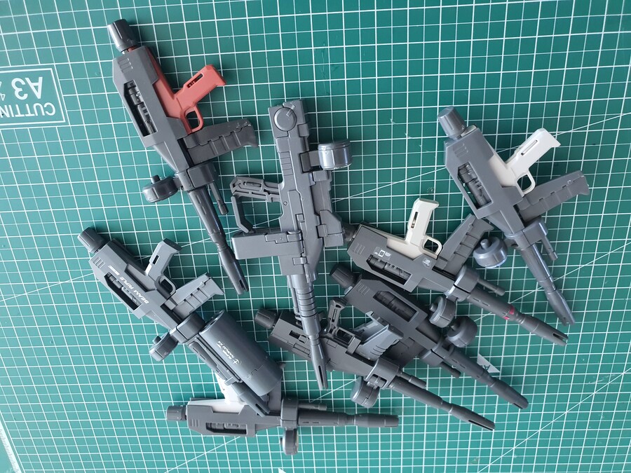 [3D 프린팅] MG 퍼스트 건담 빔라이플 정비 행거_2.jpg