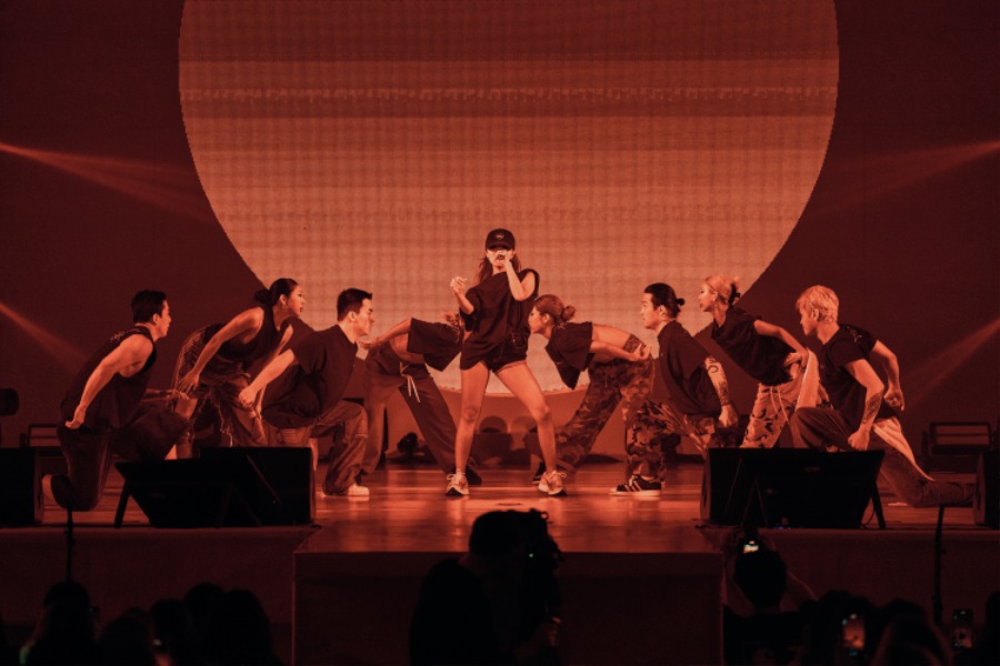240428.HWASA the 1st FANCON TOUR [Twits] in Seoul 현장 비하인드 (18).jpg