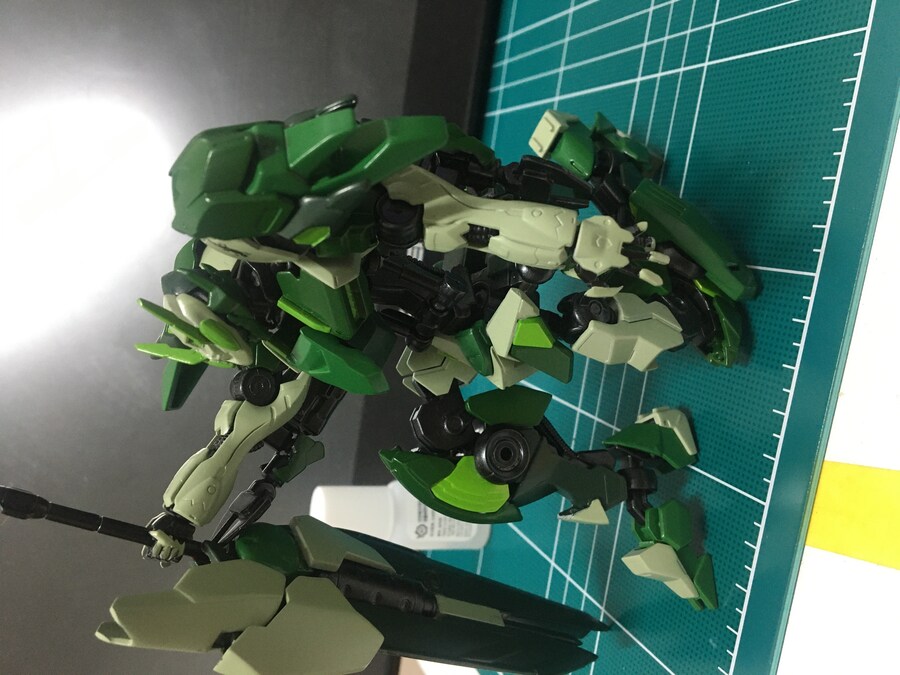 [건프라] 마참내 길고 긴 빌드를 완성해냈다!_11.jpg