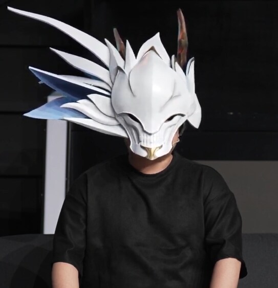 명조) 한국 담당 디렉터 한국인 이신가_1.png