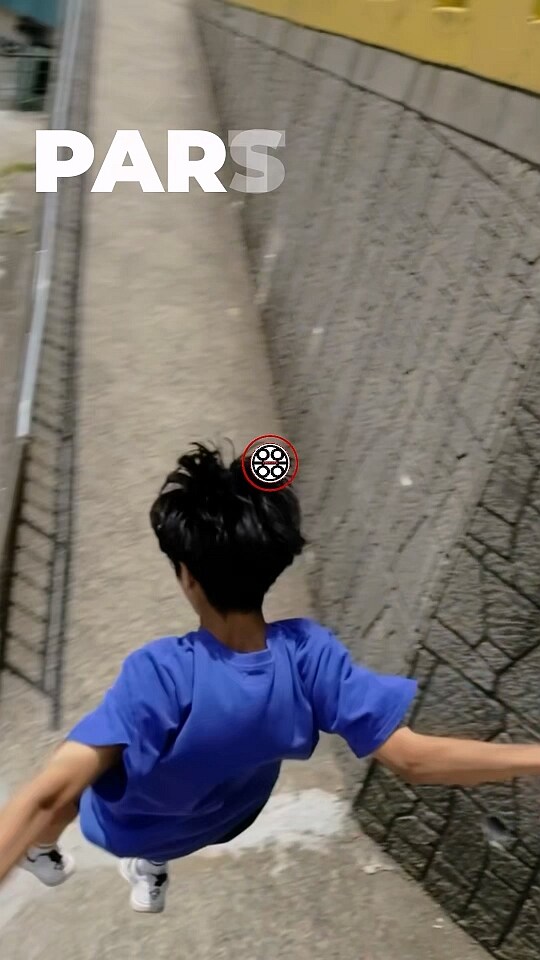 파쿠르(Parkour)라는 익스트림 스포츠를 감천문화마을에서 해봤습니다_2.jpg