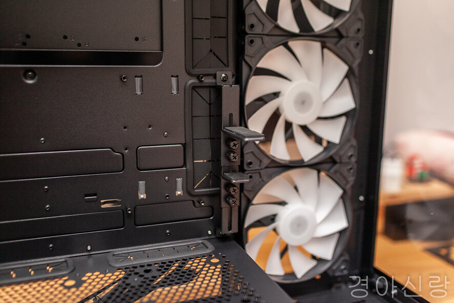 BTF 빅타워 어항 케이스 마이크로닉스 ML-420 VIEW BTF 블랙_17.jpg