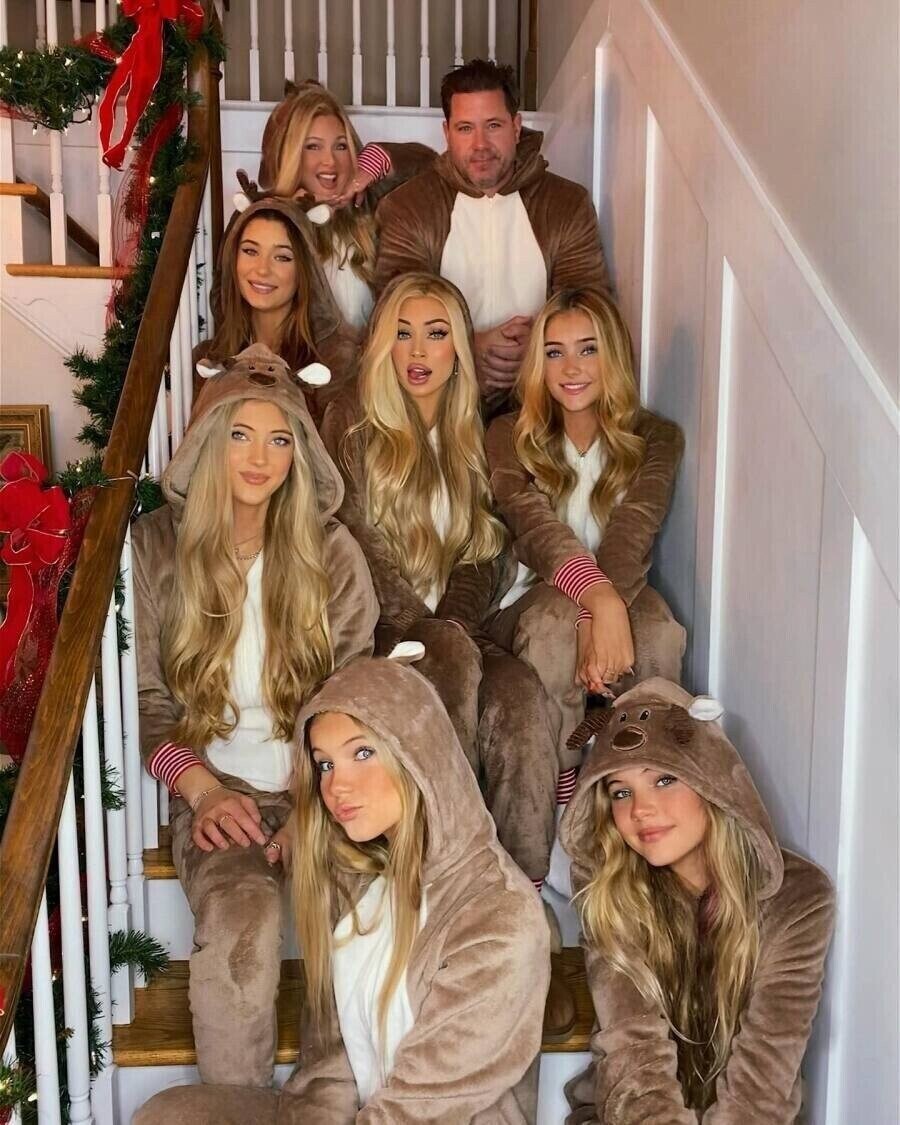 우월한 유전자를 타고 난 6자매 집안.jpgif_1.jpg