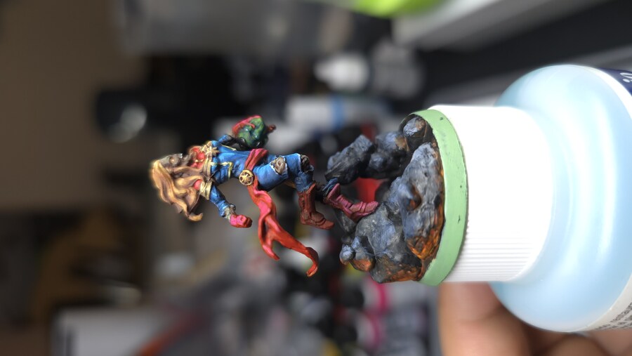 도색) 마블 좀비사이드 캡틴마블 좀비히어로 완성(혐주의)_3.jpg