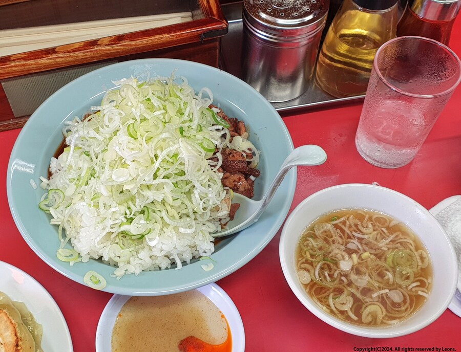 [스압]고독한미식가 식당 '사이엔' 야끼교자&준레바동 후기_11.jpg