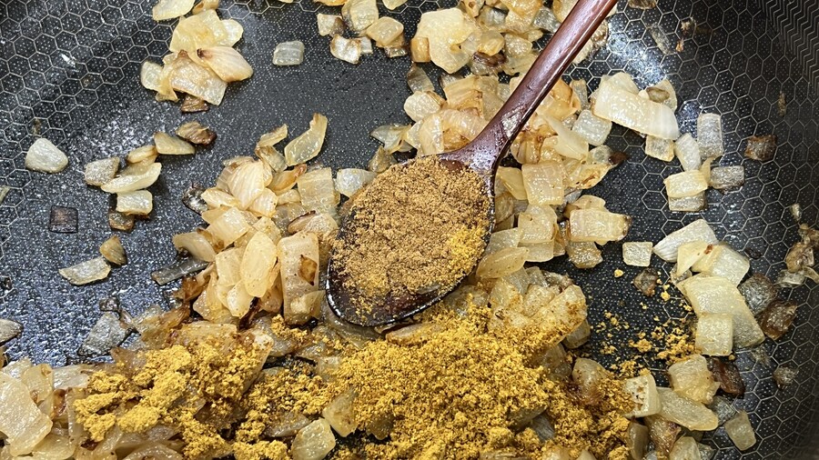 던전밥의 참수 (미궁) 토끼 카레라이스 따라만들기._15.jpg