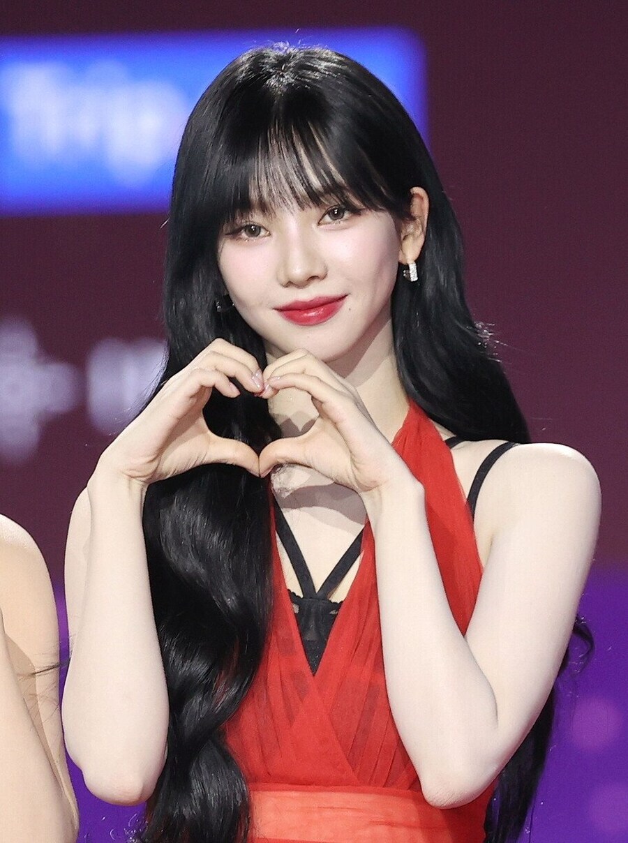 카리나 집안에 장가 vs 차은우 집안에 시집.jpg_1.jpg
