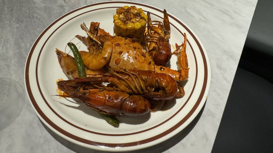 제한시간 내 다 못 먹은 최초뷔페_10.jpg