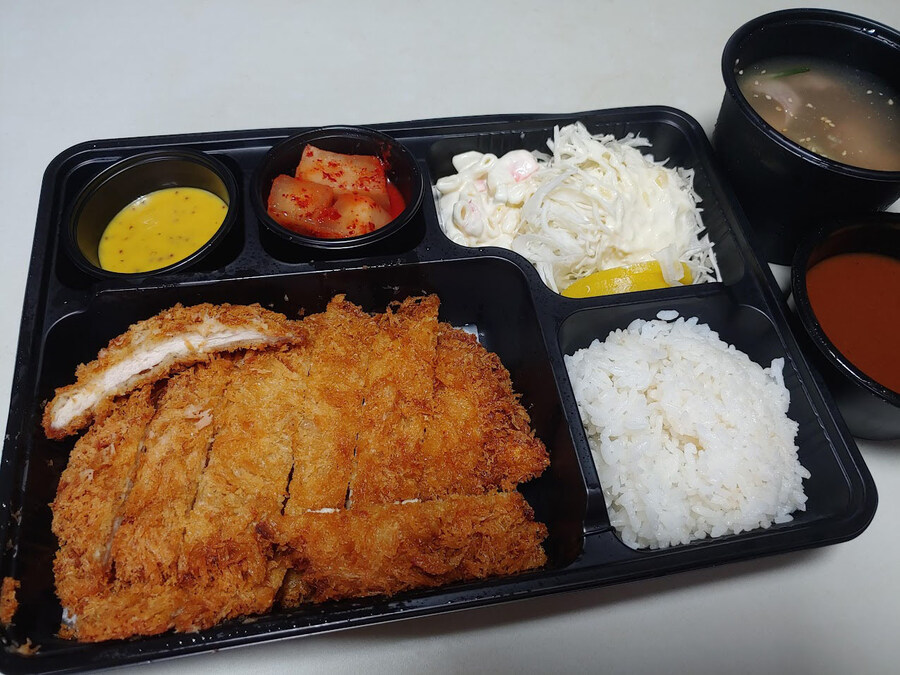 육시 여섯끼_2.jpg