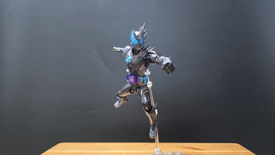 [반다이] S.H.Figuarts 가면라이더 잭 리바이스_3.jpg