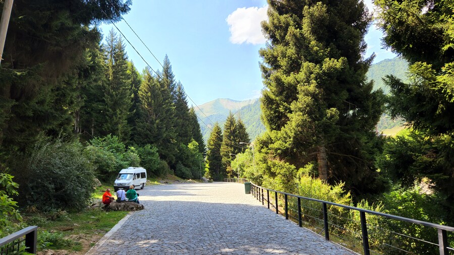 스압)산과 산의 도시. 14,15번째 도시 쿠타이시, 메스티아 (조지아)_13.jpg