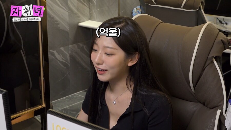 운전 연수보다 어려운 여사친 게임 가르치기.jpg_18.png