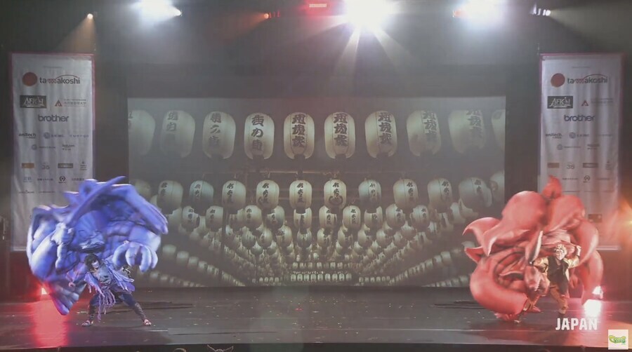 코스프레서밋대회에 나온 짱구 중성마녀.jpg_7.jpg