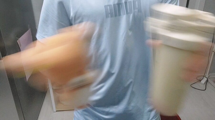 너무 더울땐 시원한 딸기우유 한잔해 이모!_49.jpg