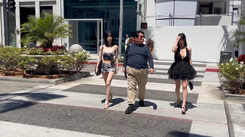 방시혁 과즙세연 우연히 만남, 사진추가(약후방)_1.png