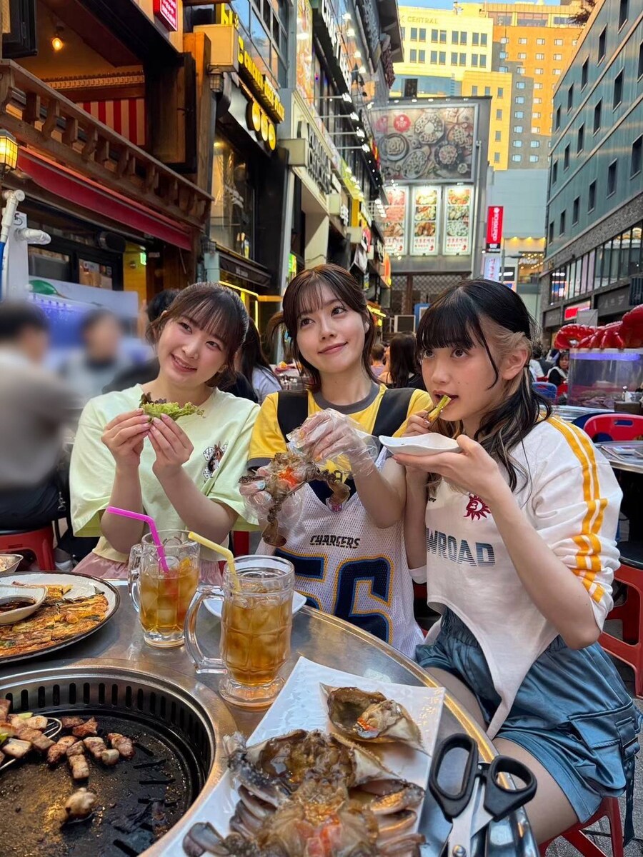 「MIX JUICE from 아뮤보ch 1st 포토북」 표지 공개&신곡 MV 수록_3.jpg