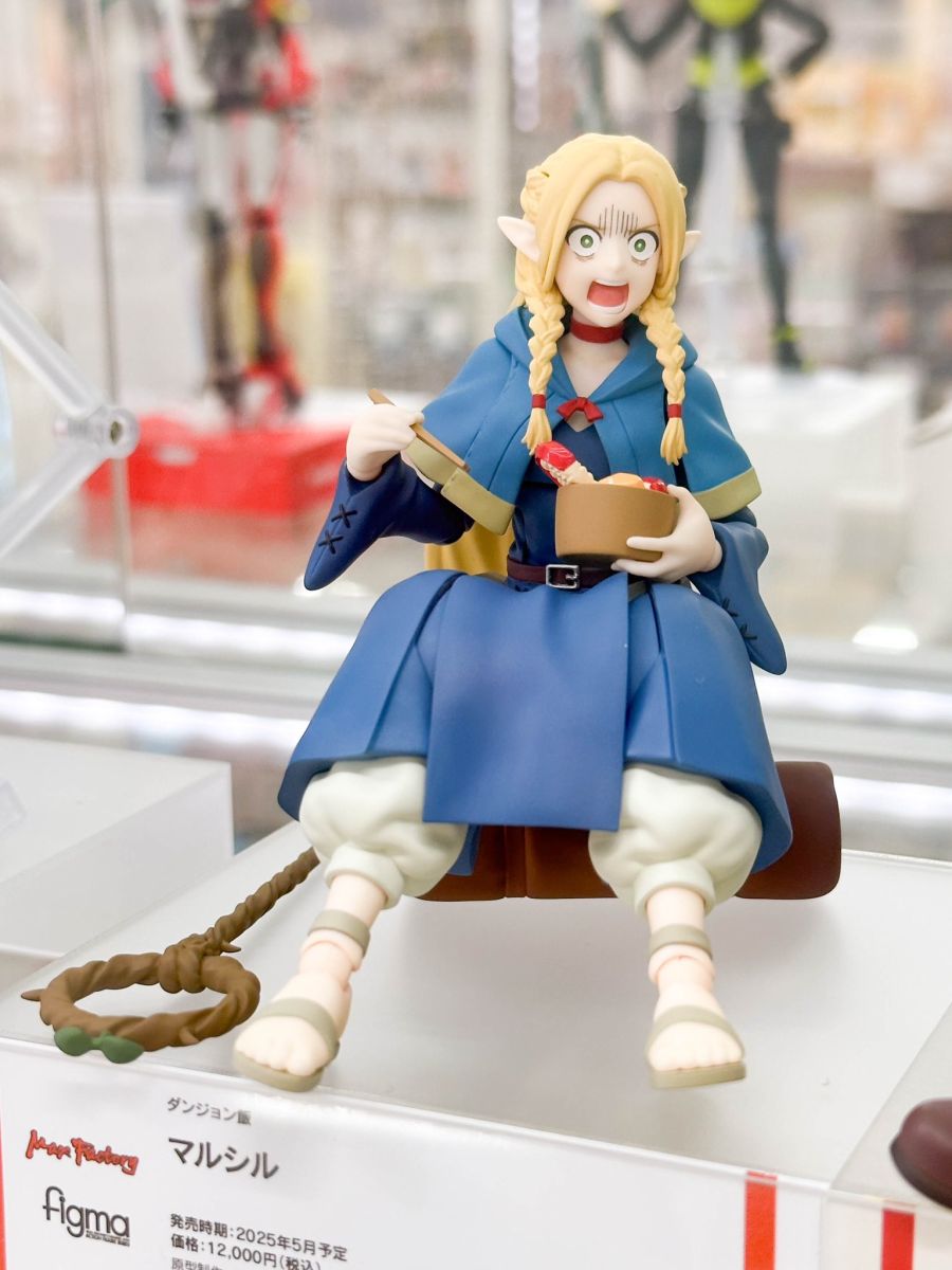 [맥스 팩토리] figma 던전밥 계열 전시 사진_3.jpg