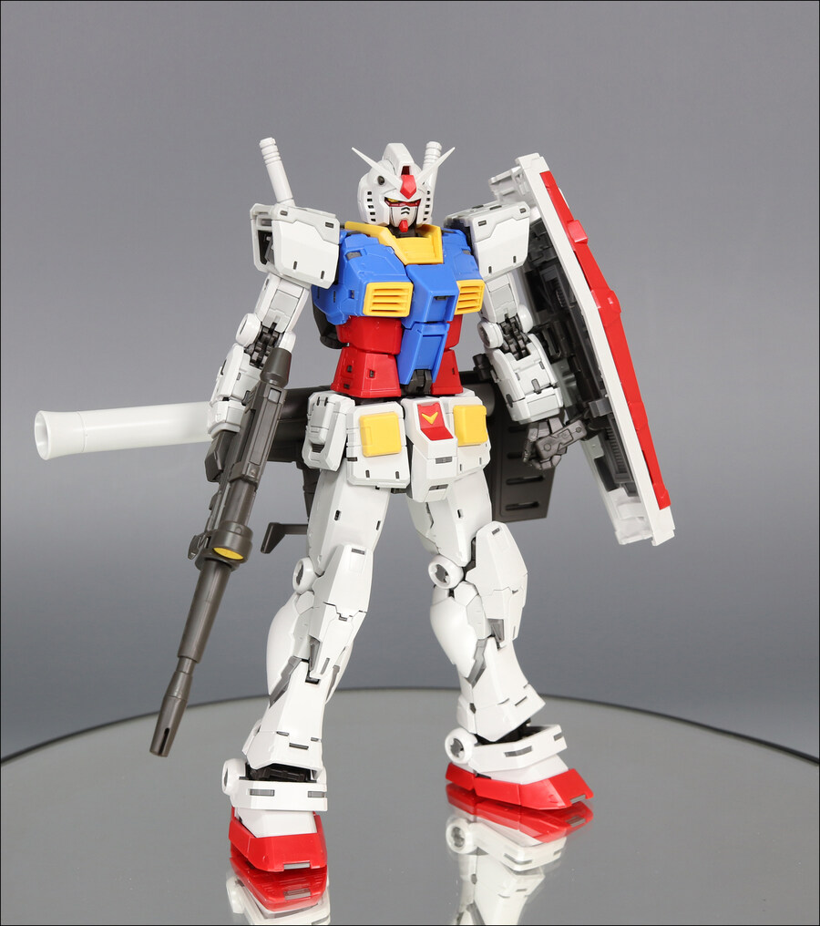 [RG] 퍼스트건담 2.0 조립 완성_18.jpg