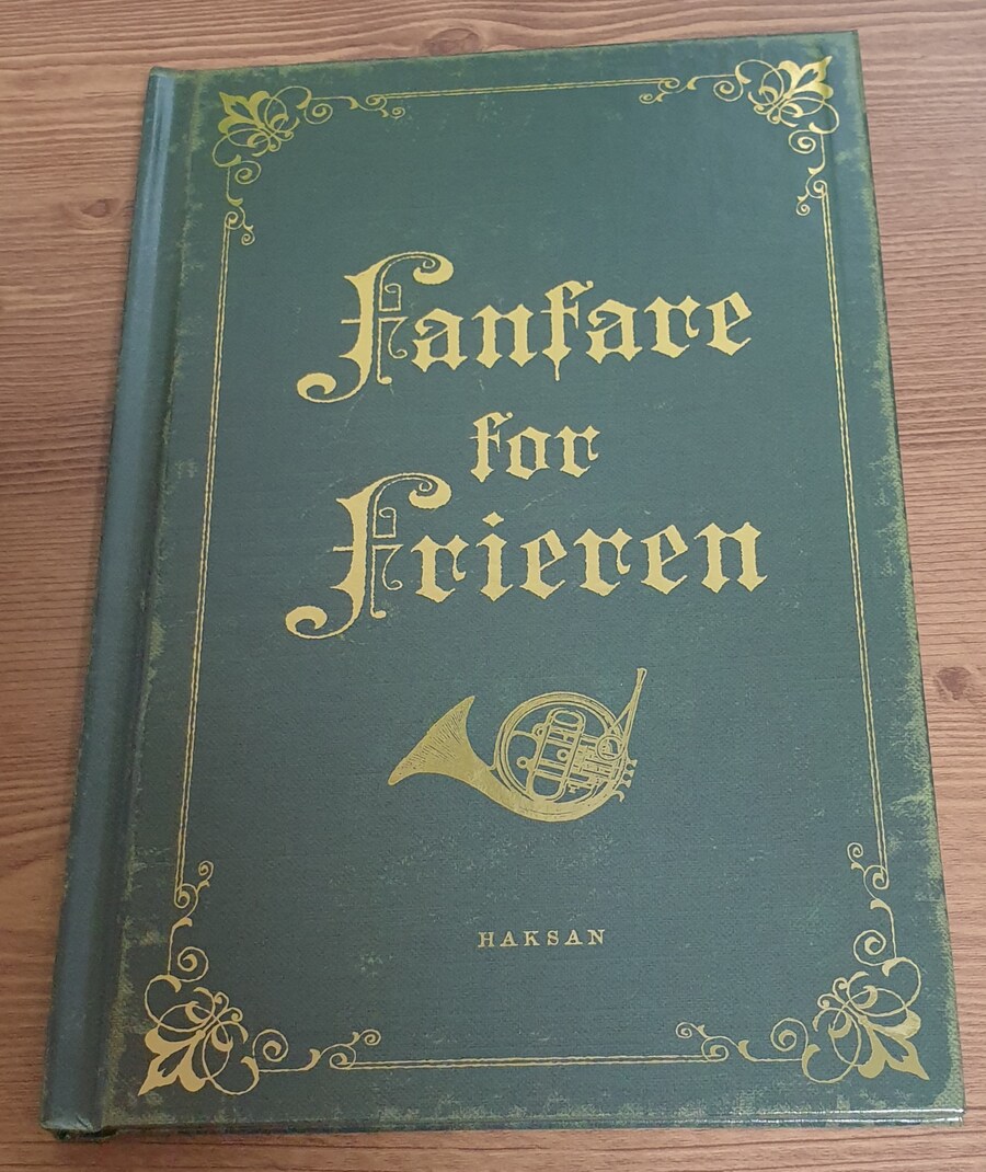 프리렌) 책을 사왔어요_3.jpg