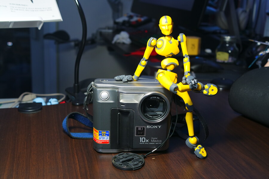 소니 마비카 MVC-FD7_13.jpg