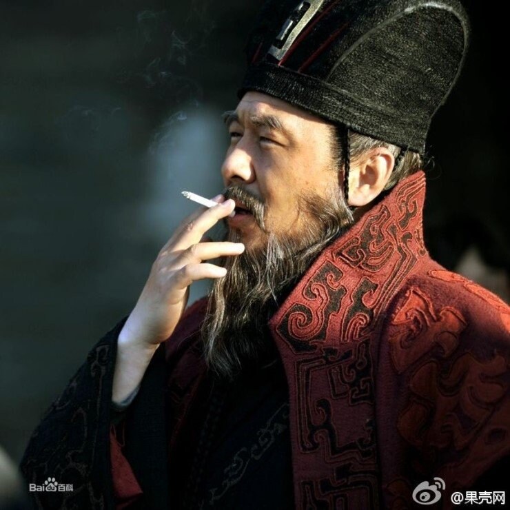 영웅아, 호걸아 담배나 피자🚬_4.jpg