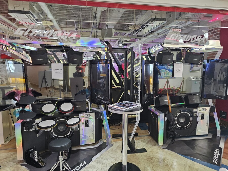 [AC] GITADORA(기타도라) 신기체 로케이션 테스트 진행_2.png