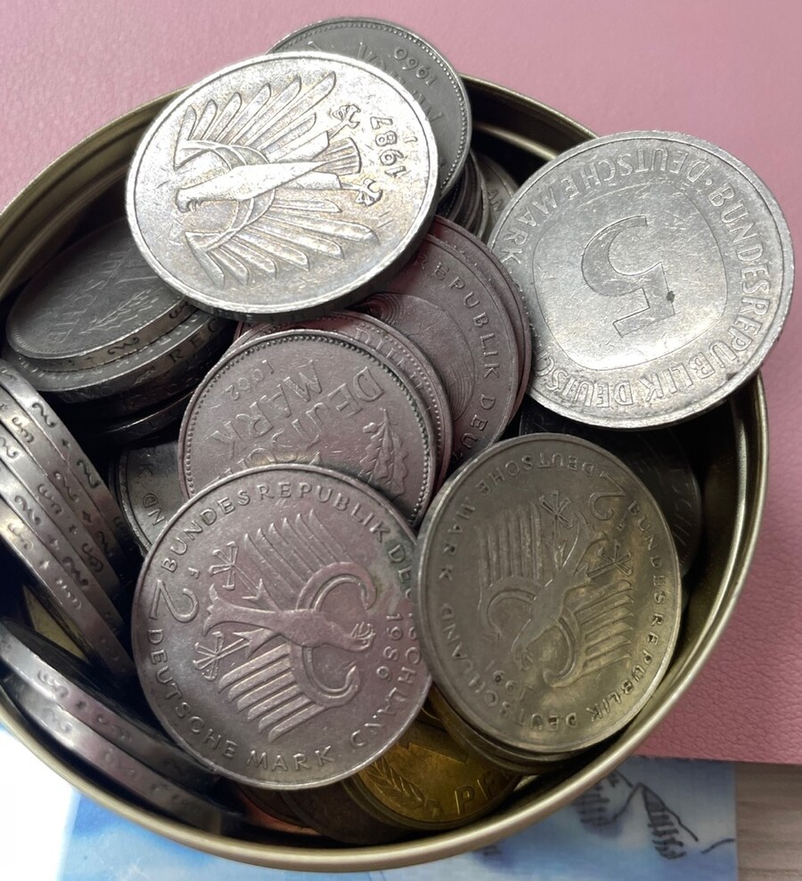 서독시절 마르크와 프랑스 프랑 동전입니다(앞으로 레어가 되길 바라면서)_1.jpg