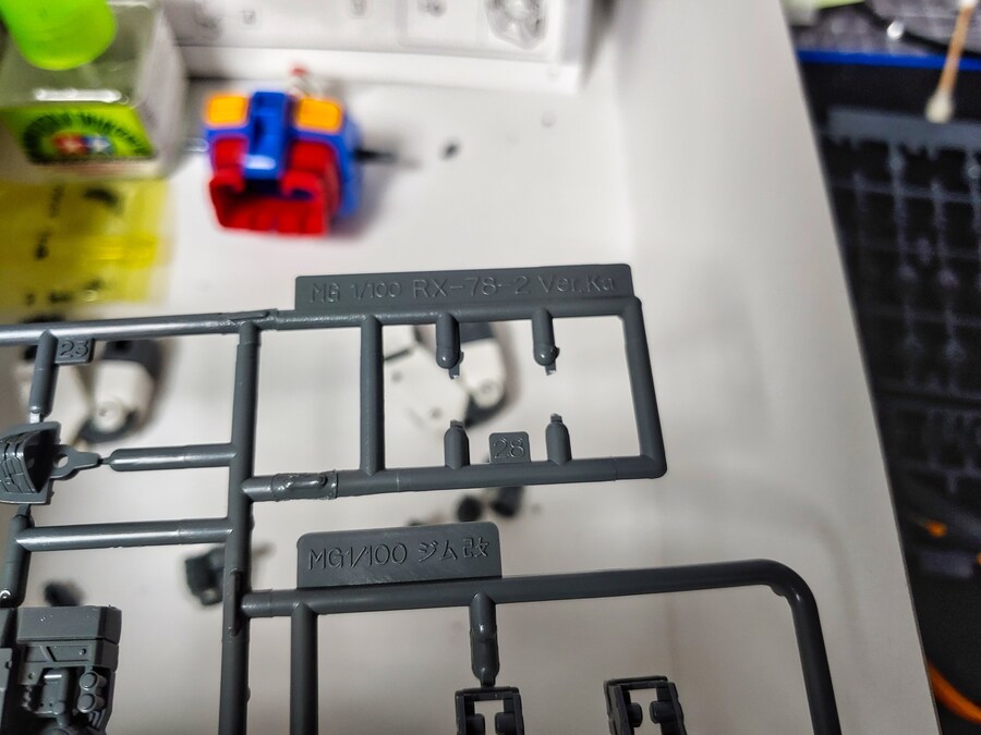 [MG] RX-78-2 퍼스트 건담 Ver.Ka_5.jpg