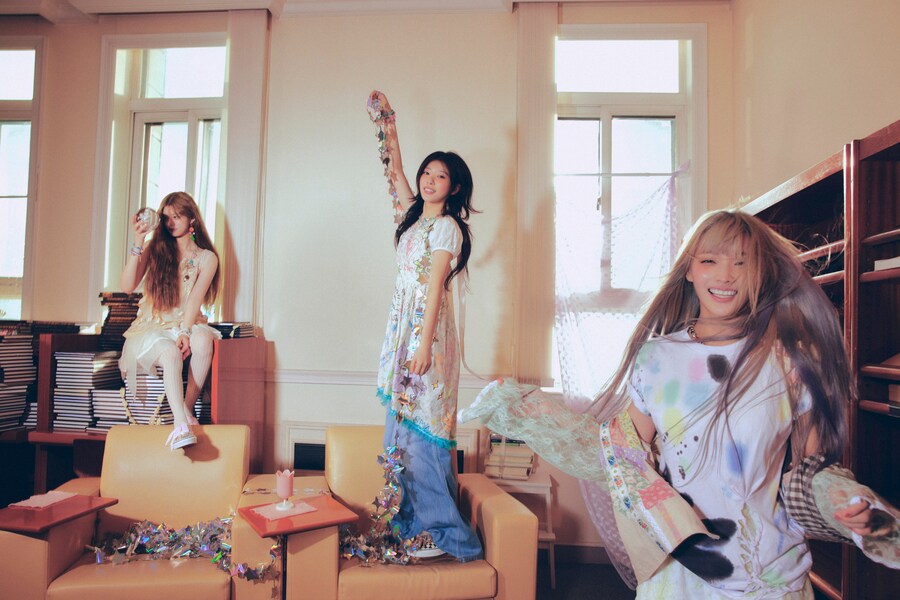 [콘셉트 포토&필름] 아일릿 "I’LL LIKE YOU" (WITH)_34.jpg