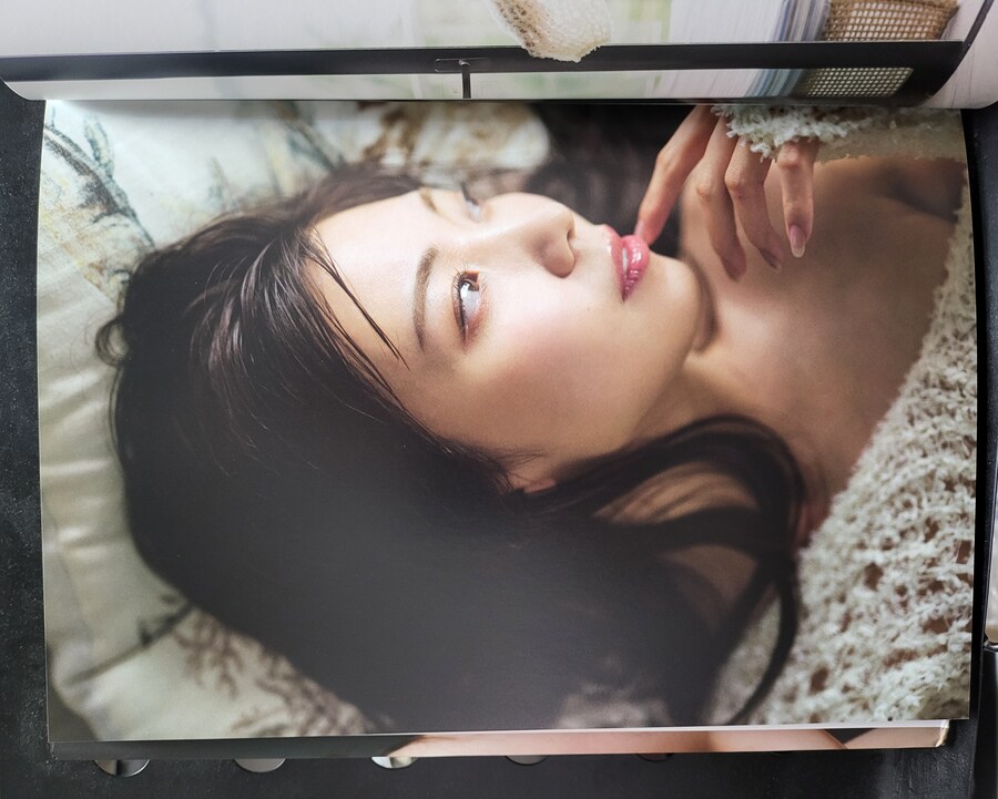 山岸あや花(야마기시 아야카) 사진집 斐色(AYAIRO)_5.jpg