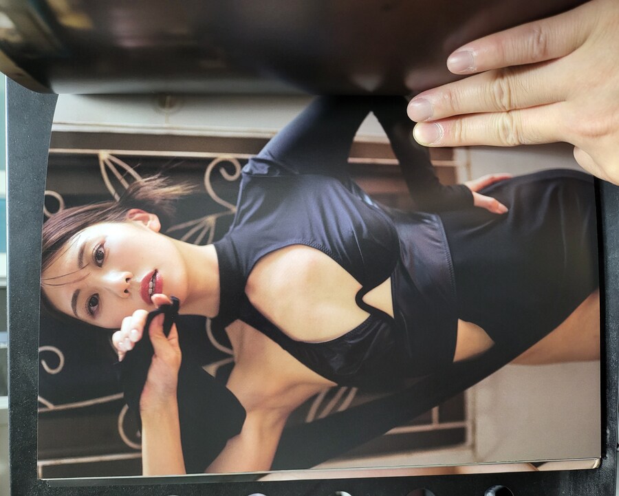 山岸あや花(야마기시 아야카) 사진집 斐色(AYAIRO)_18.jpg