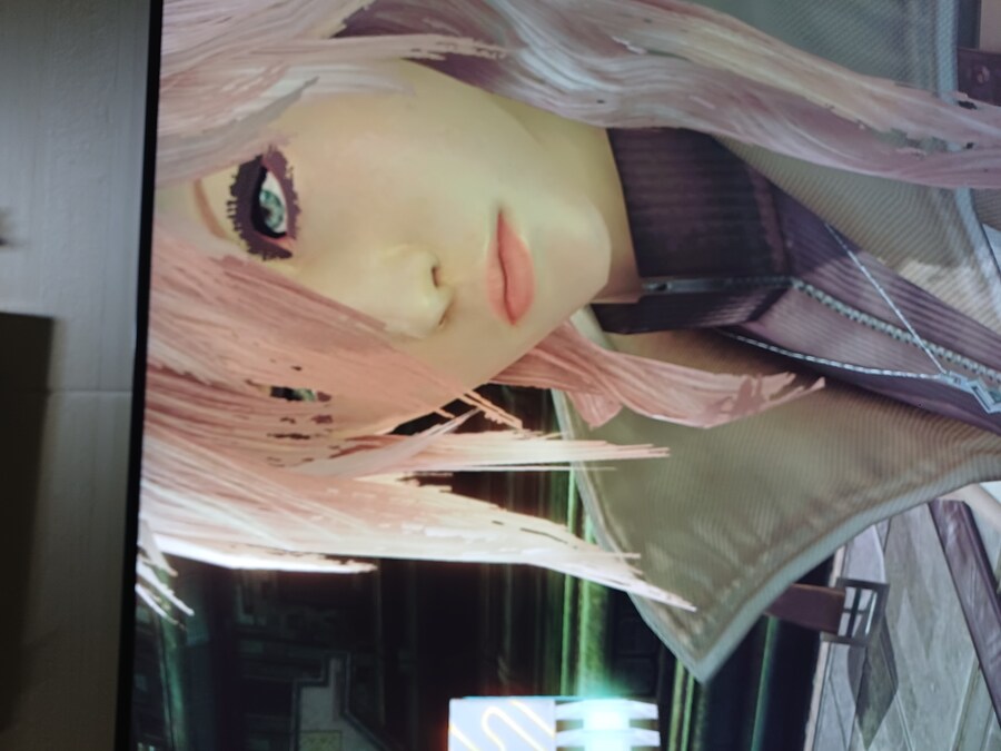 그래픽 깨짐 현상해결법 아시는분-깜놀주의_1.jpg