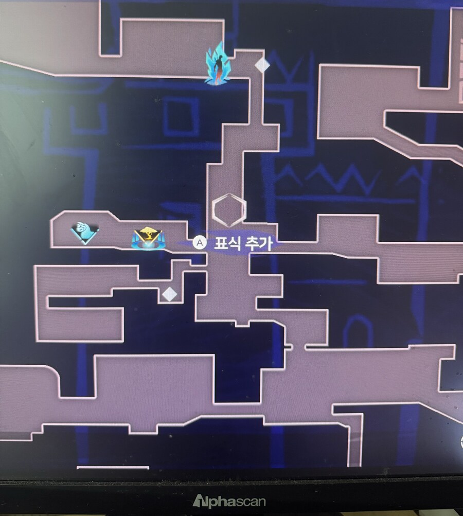 학자의 구역 근처 이 두곳은 뭐하는곳인가요?_1.jpg