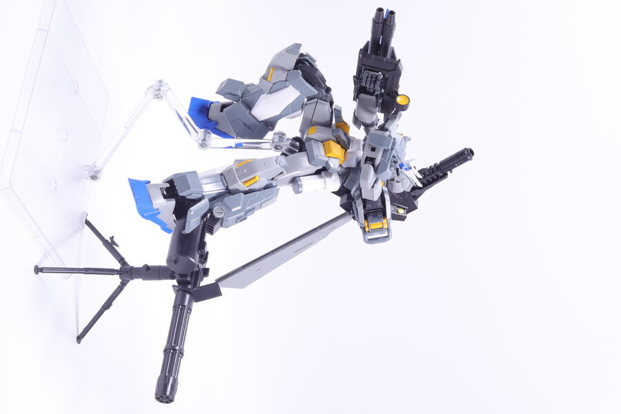 MG] 건담 스톰브링거 P.F.(Phantom Fang)_11.jpg