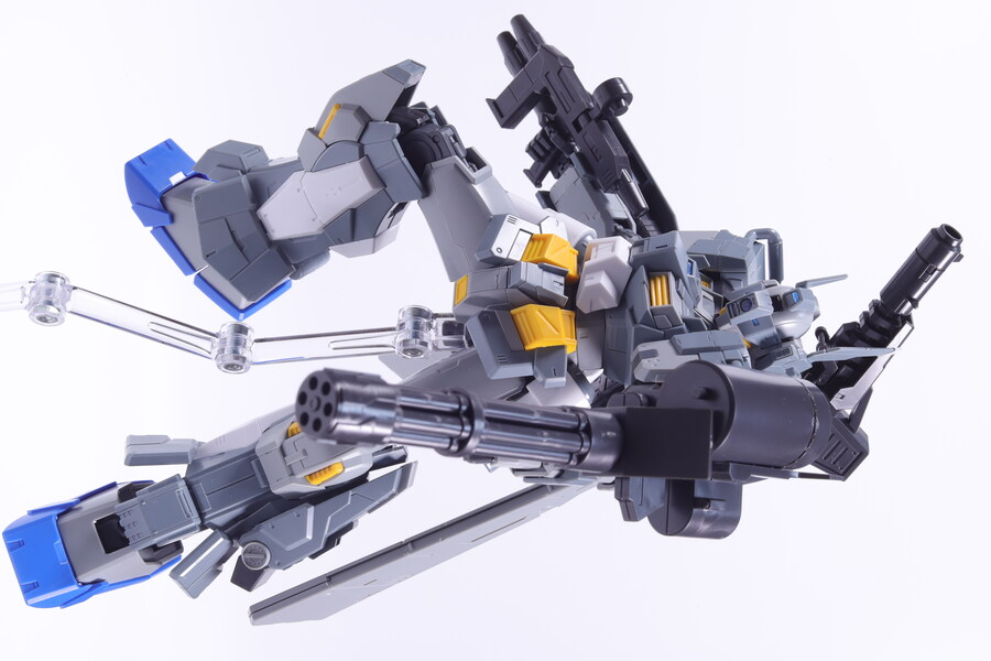 MG] 건담 스톰브링거 P.F.(Phantom Fang)_13.jpg