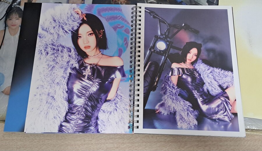 BABYMONSTER 1st FULL ALBUM [DRIP] BINDER Ver._10.jpg
