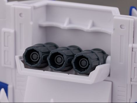 HG 1/144 드라고나 3 리프터 3 장비 타입 해외 리뷰_74.jpg