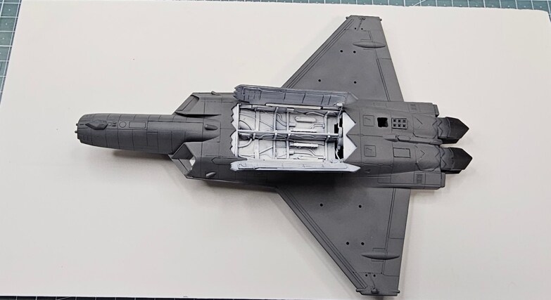 아카데미 KF-21 블럭3 가상 개조 제작 .완성기_3.png