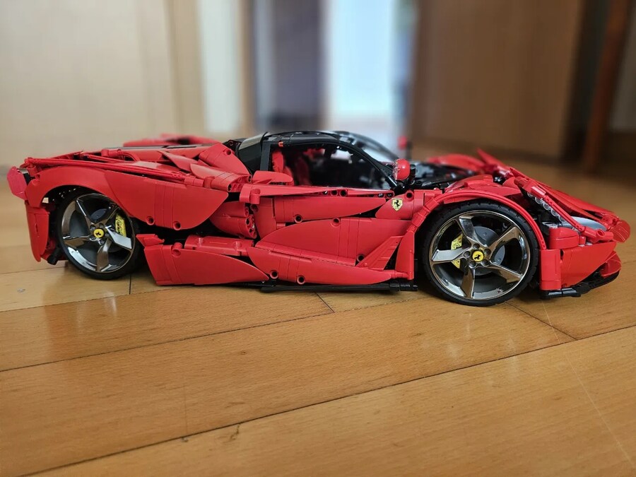 카다 라페라리_1.jpg