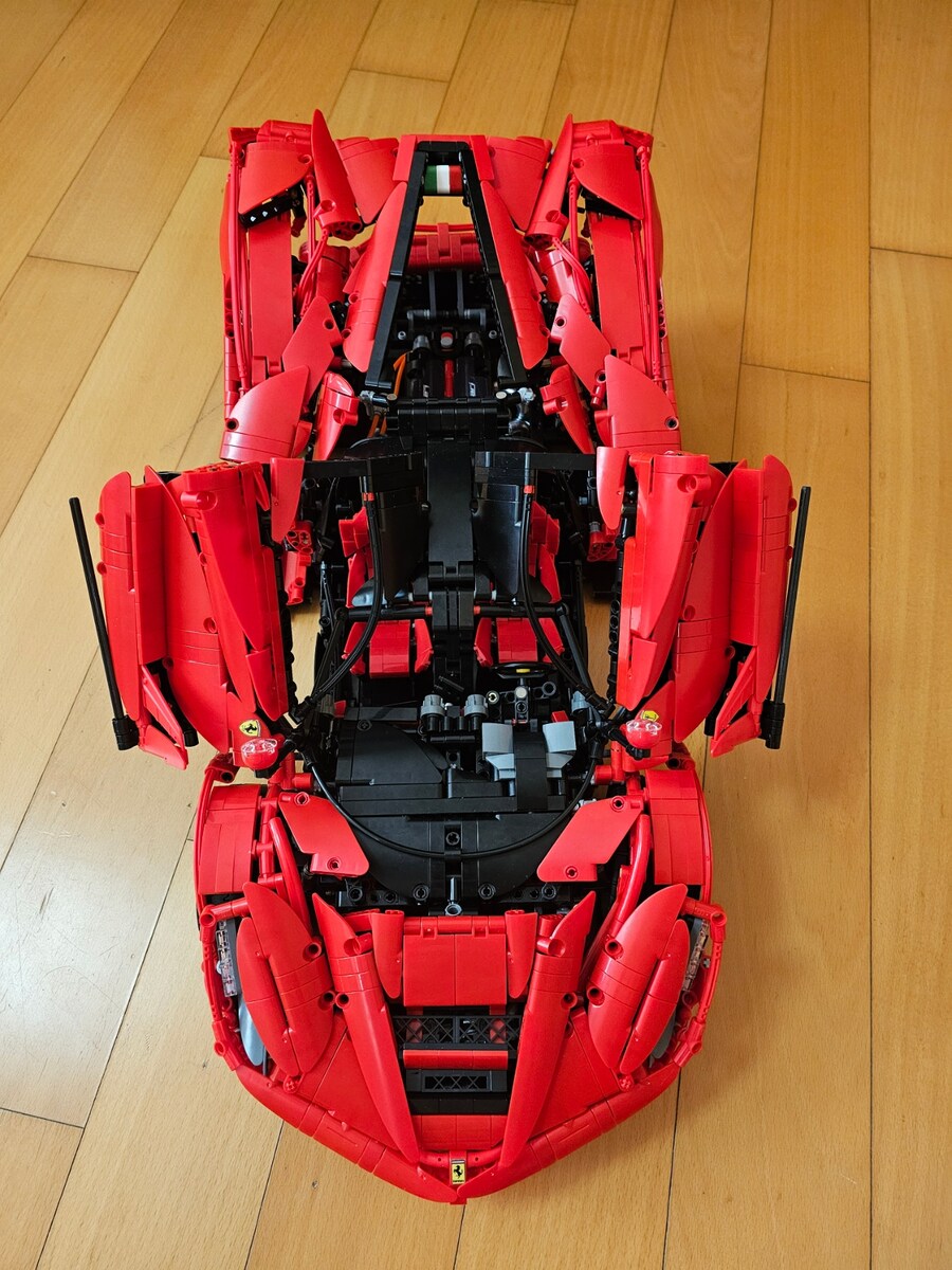 카다 라페라리_5.jpg