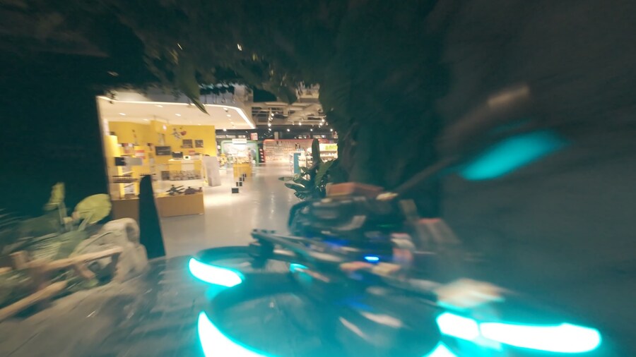 요즘 드론에는 LED로 이렇게 자기만의 개성을 표현합니다_3.jpg