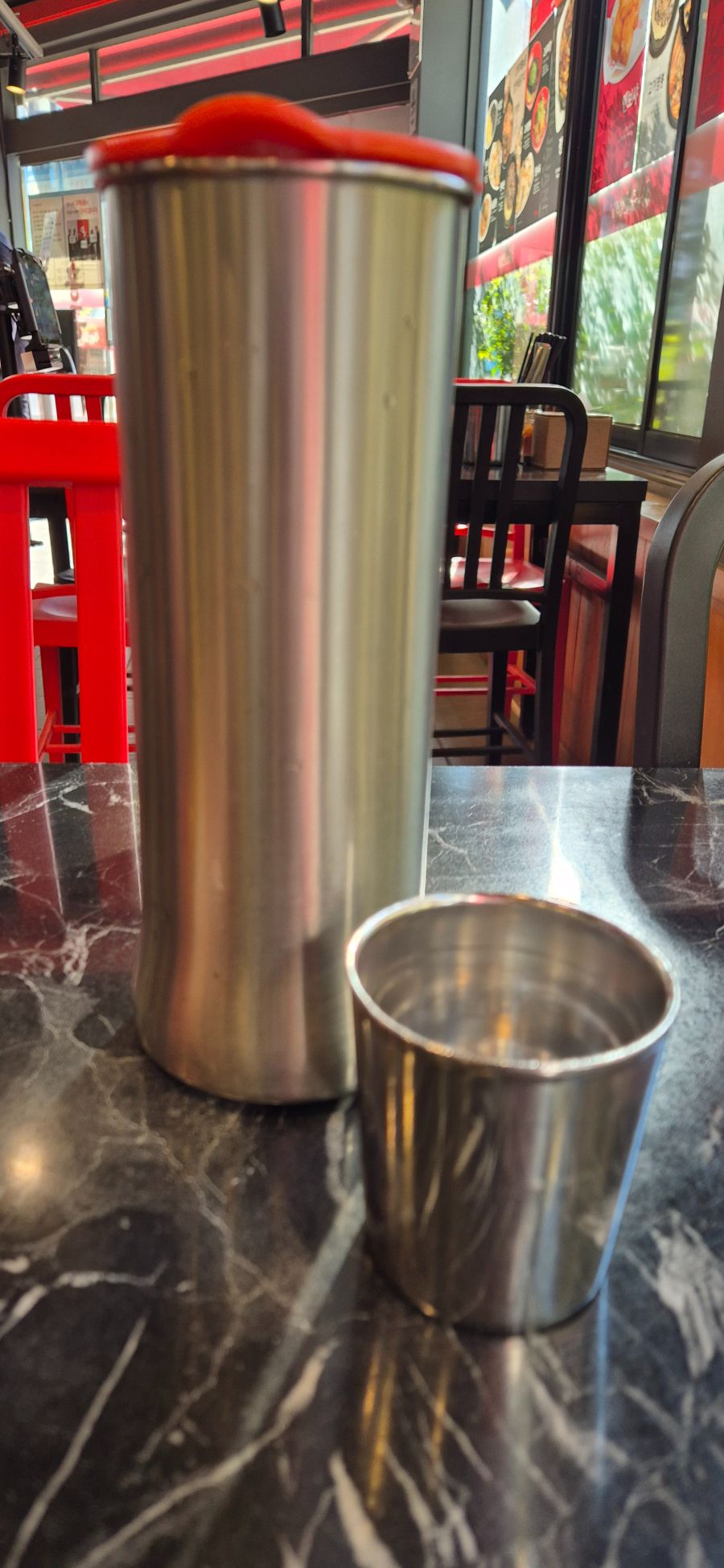 홍콩반점 0410에서 짬뽕 곱빼기를 먹어봤습니다. (feat. 코카콜라)_3.jpg