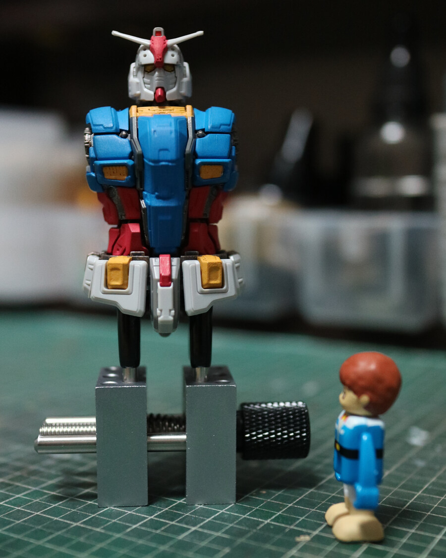 HG 건담 EX (복수의 레퀴엠) 아무로 레이 Ver._9.jpg