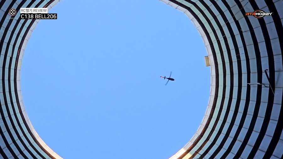 이게 RC헬기라고? 프라모델 아녔어?_10.jpg