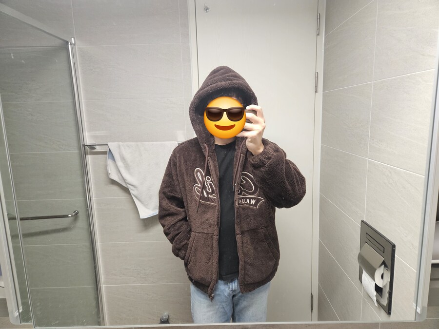 후아유 블프때 후드집업 샀는데 괜찮네요.._3.jpg