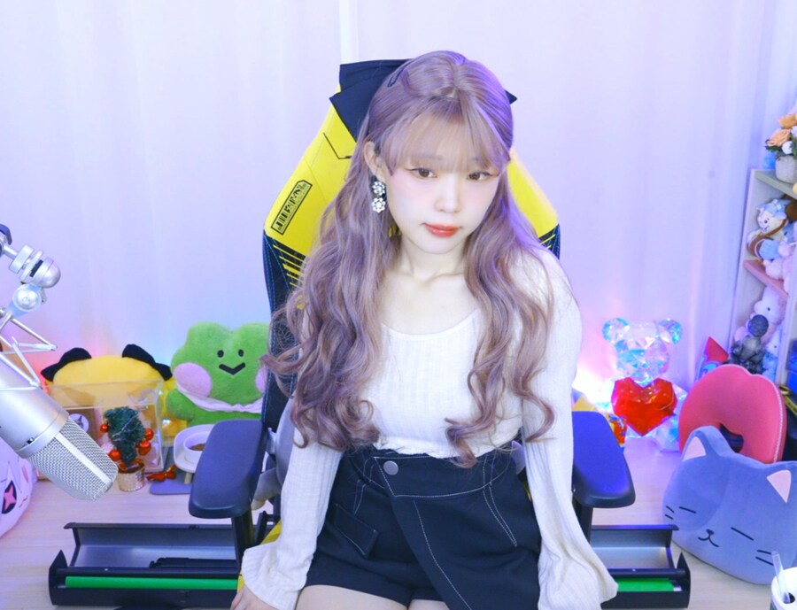 새봄TV] 스텔라블레이드x니어오토마타 콜라보!!_2.png